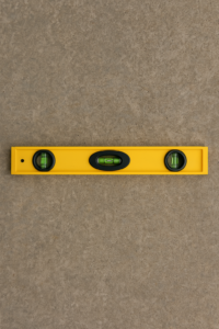Level (2–4 ft)